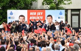 İstanbul’un Başkanı Kadıköylülerle kucaklaştı