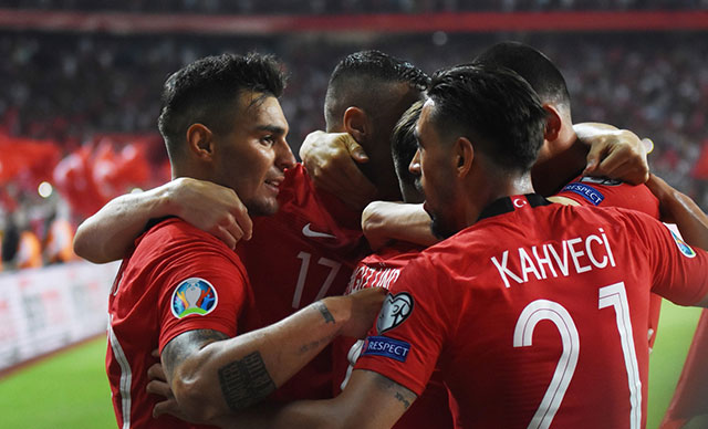 A Milli Takımımız Grup Lideri oldu  Türkiye : 2  – Fransa : 0