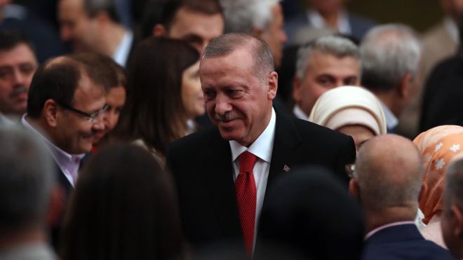 Erdoğan: Fırat’ın doğusuna harekat için hazırlıkları yaptık, belki bugün, belki yarın denecek kadar yakın