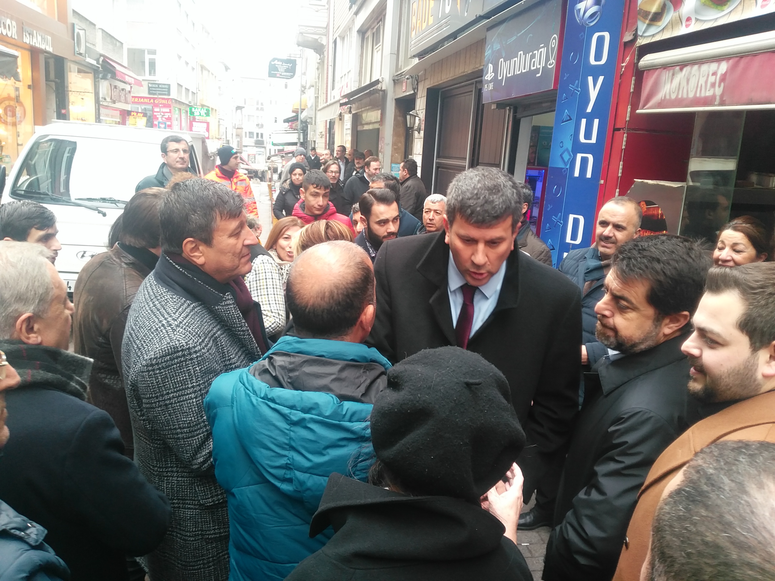 CHP Kadıköy Belediyesi Başkan Adayı Şerdil Dara Odabaşı seçim çalışmalarını başlattı