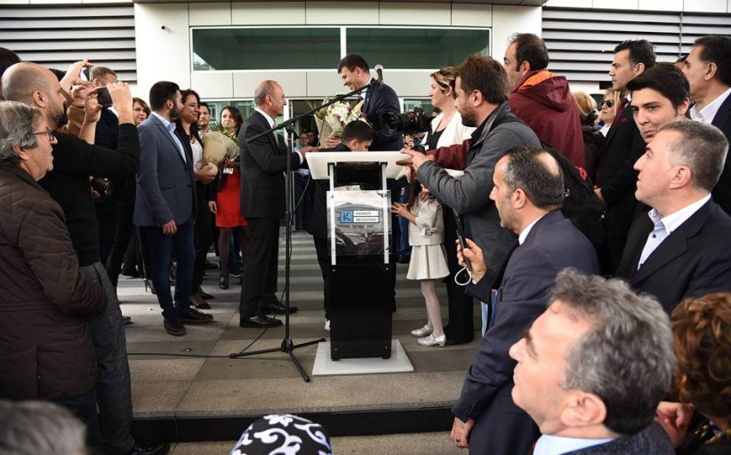 Kadıköy Belediyesi’nde yeni başkan Şerdil Dara Odabaşı görevine başladı