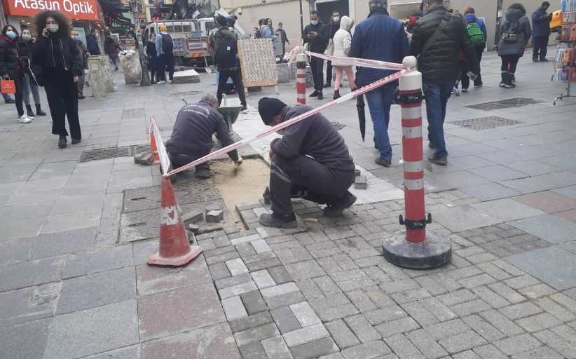 Kadıköy Tarihi Çarşı’da yol tamir çalışmaları