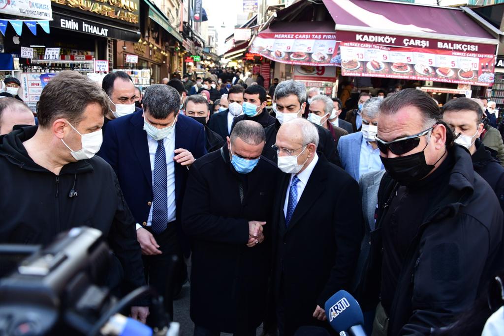 CHP Genel Başkanı Kemal Kılıçdaroğlu’nun Kadıköy Tarihi Çarşıya esnaf ziyareti