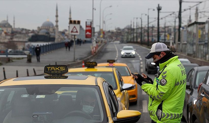 İçişleri Bakanlığı 81 İl Valiliğine ’23 Nisan Sokağa Çıkma Kısıtlaması’ konulu genelge gönderdi