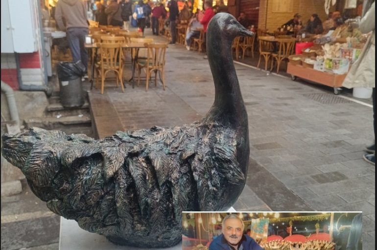 Balıkçı Kadı Nimet’in Rodi isimli Kazı’nın heykeli yeniden Kadıköy Tarihi Çarşı’da