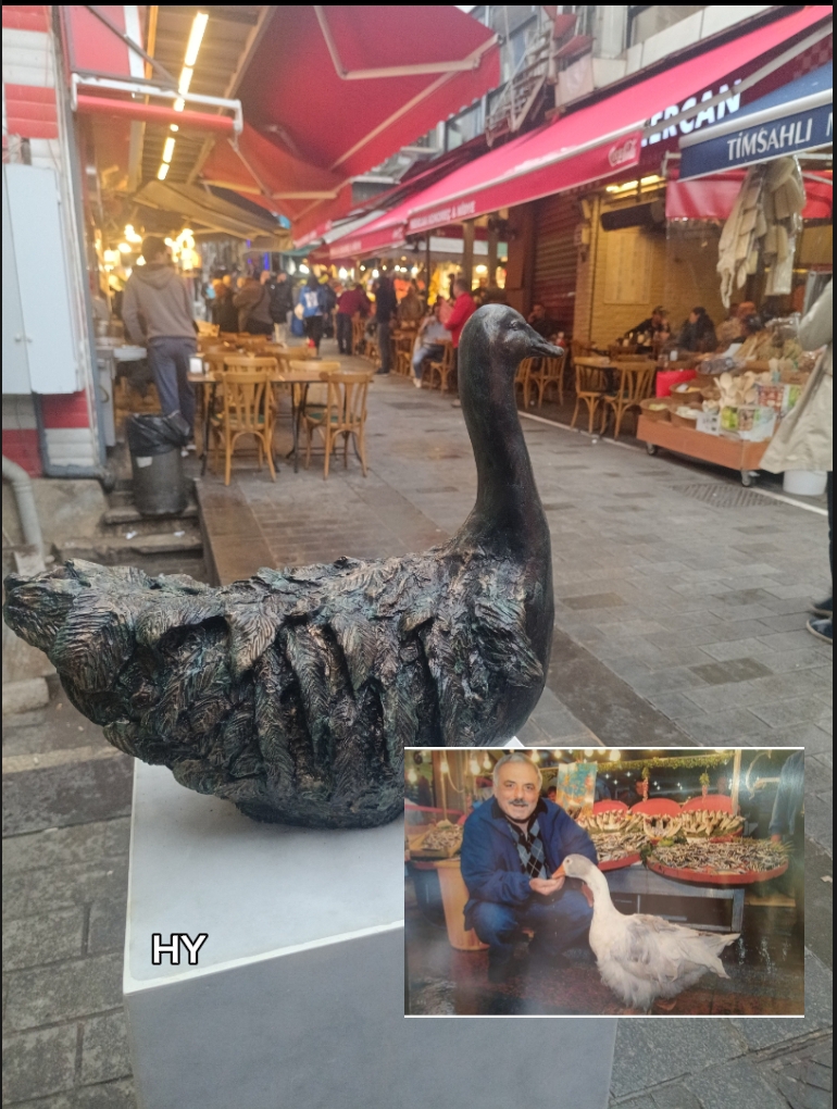 Balıkçı Kadı Nimet’in Rodi isimli Kazı’nın heykeli yeniden Kadıköy Tarihi Çarşı’da