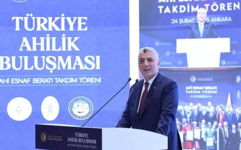 Türkiye Ahilik buluşmasında konuşan bakan Bolat: Esnaf ve Sanatkarlar Belgesi ile kanunda değişiklik yapılacak