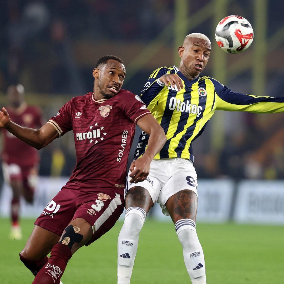 Fenerbahçe Zirve yarışında Göztepe karşısında 1 – 1 berabere kalarak kritik puan kaybı yaşadı