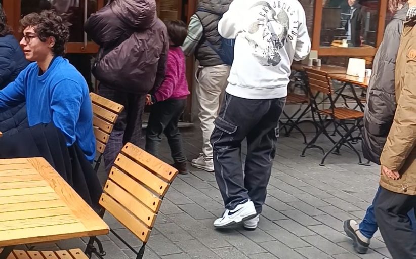 Bir Tabak’ta Lezzet , Bir Köşede Sohbet