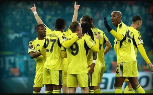 Fenerbahçe’ye 1 puan yetti . İlk yarıda Fenerbahçe’nin öne geçtiği maç 1 – 1 sona erdi