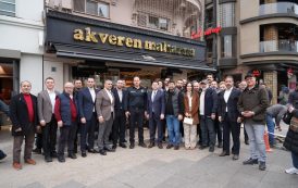 Kadıköy Tarihi Çarşı Derneği’nin düzenlediği  geniş katılımlı toplantıya yoğun ilgi oldu