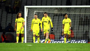 Fenerbahçe deplasmanda Fatih Karagümrük’e 2-0 mağlup oldu