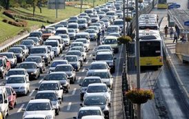 Bayram tatili dönüşü trafikte yoğunluk başladı