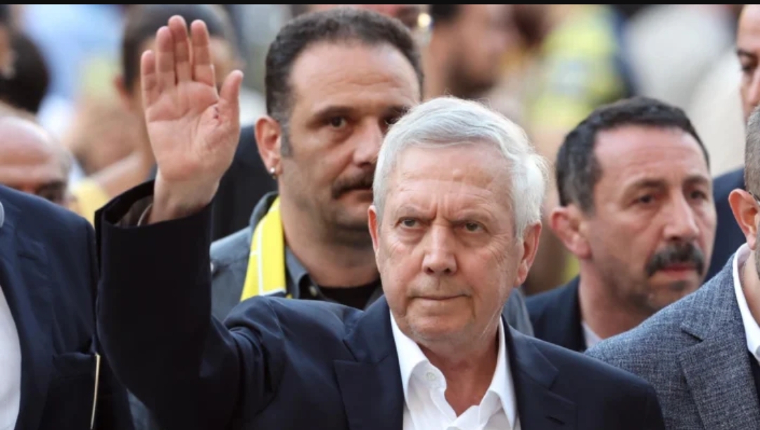 Fenerbahçe’de Tarihi Dönüş : Aziz Yıldırım Yeniden Başkan