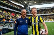 Fenerbahçe’de teknik direktörlük görevine getirilen İsmail Kartal’ın ekibine unutulmaz yıldızı Dirk Kuyt’ta katıldı