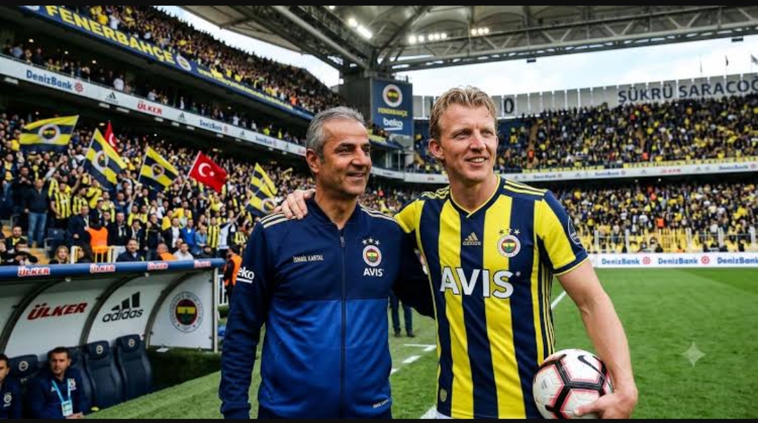 Fenerbahçe’de teknik direktörlük görevine getirilen İsmail Kartal’ın ekibine unutulmaz yıldızı Dirk Kuyt’ta katıldı