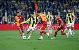 Derbide kazanan Galatasaray : Osümhen’in golleri ile 2-1